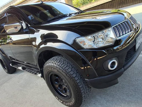 Mitsubishi Pajero Sport ปี 2011 สีดำ