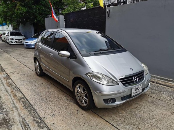 Mercedes-Benz A-Class W169 A170 ปี 2009 สีเงิน