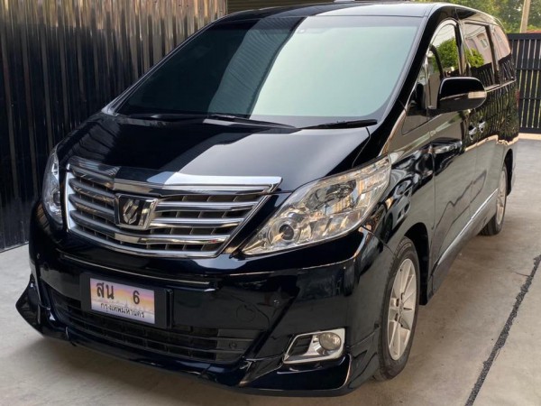 Toyota Alphard ปี 2013 สีดำ