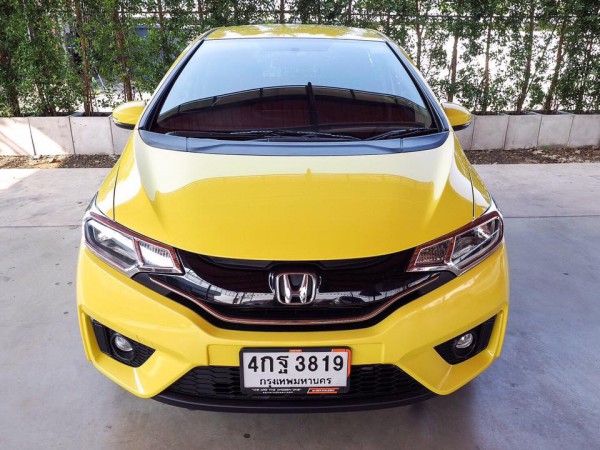 Honda Jazz GK ปี 2015 สีเหลือง