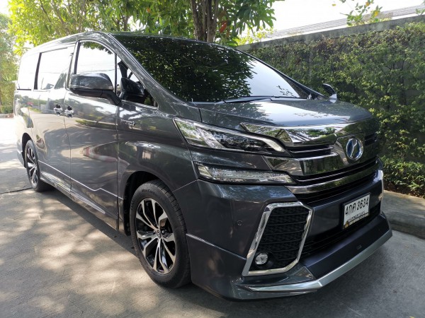 Toyota Vellfire ปี 2015 สีเทา