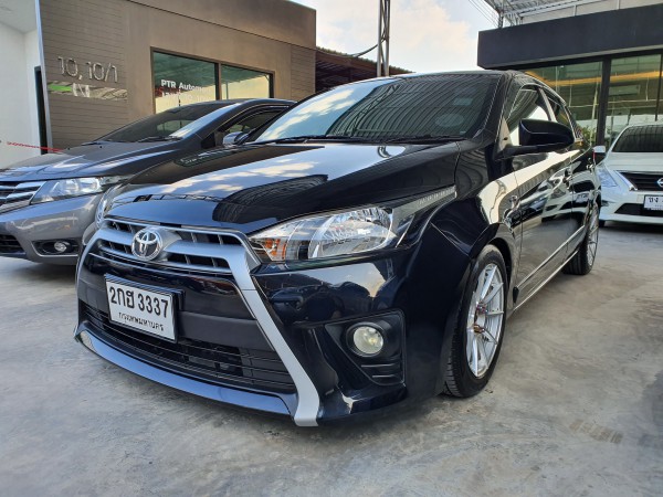 Toyota Yaris ปี 2014 สีดำ