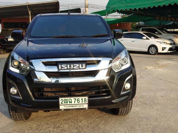 Isuzu D-Max Hi-Lander (Cab) ปี 2017 สีดำ