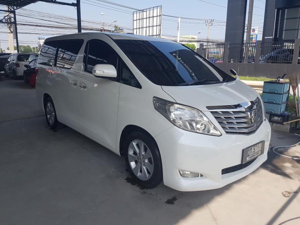 Toyota Alphard ปี 2009 สีขาว