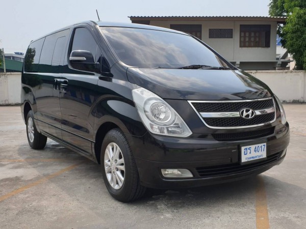 Hyundai H-1 ปี 2013 สีดำ