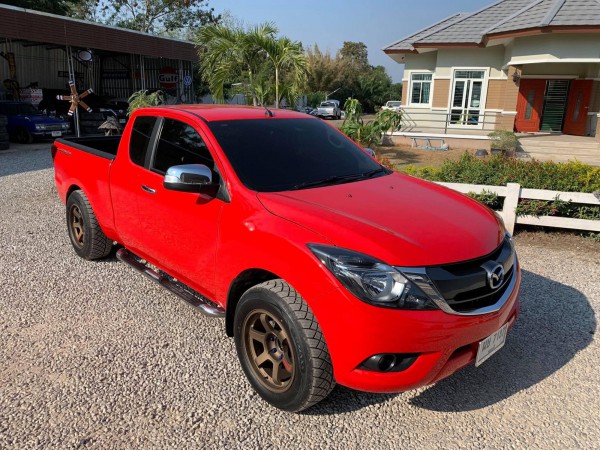 Mazda BT-50 PRO Free Style Cab ปี 2016 สีแดง