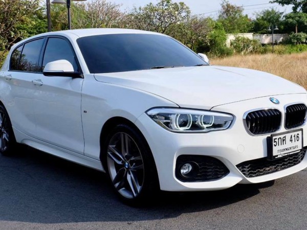 BMW 1 Series F20 118i ปี 2017 สีขาว