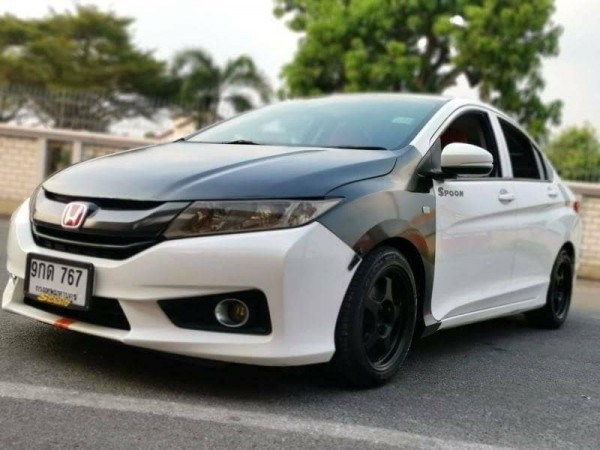 Honda City ปี 2015 สีขาว
