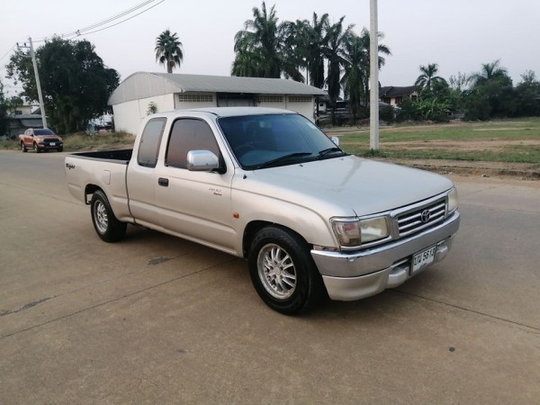 Toyota Hilux Tiger Extra cab ปี 2001 สีเงิน