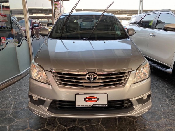 TOYOTA S INNOVA 2.0 V A/T