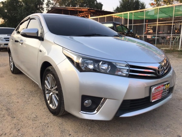 Toyota Corolla Altis ปี 2014 สีเงิน