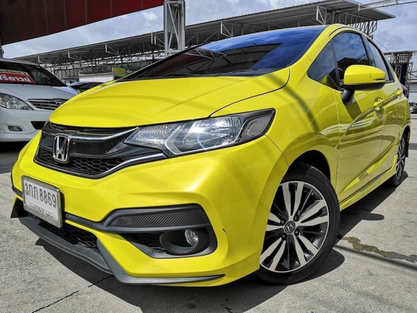 Honda Jazz GK ปี 2014 สีเหลือง