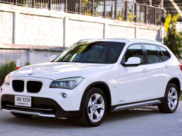 BMW X1 E84 à¸›à¸µ 2013 à¸ªà¸µà¸‚à¸²à¸§