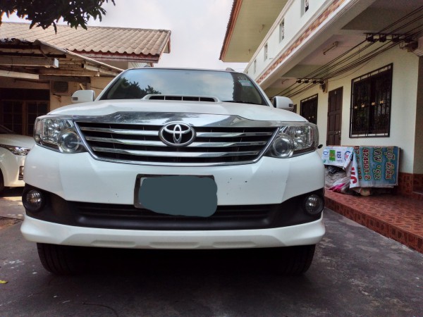 Toyota Fortuner ปี 2555