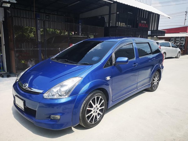 Toyota Wish ปี 2007 สีน้ำเงิน