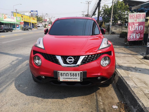 Nissan Juke ปี 2017 สีแดง