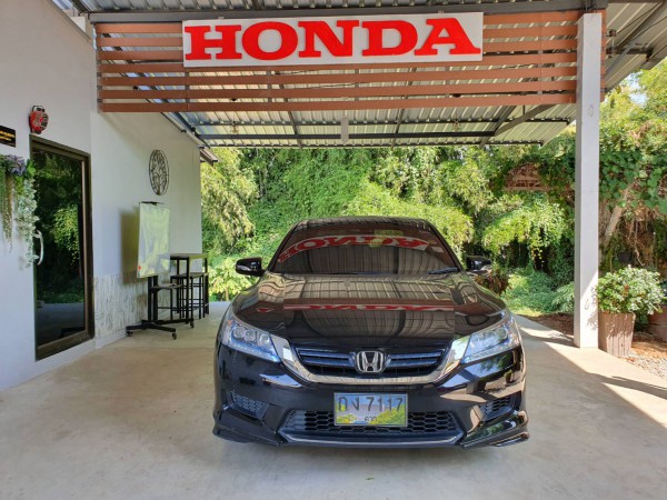 Honda Accord Gen 9 ปี 2015 สีดำ
