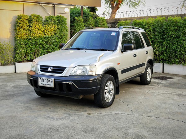 Honda CR-V ปี 1999 สีเงิน