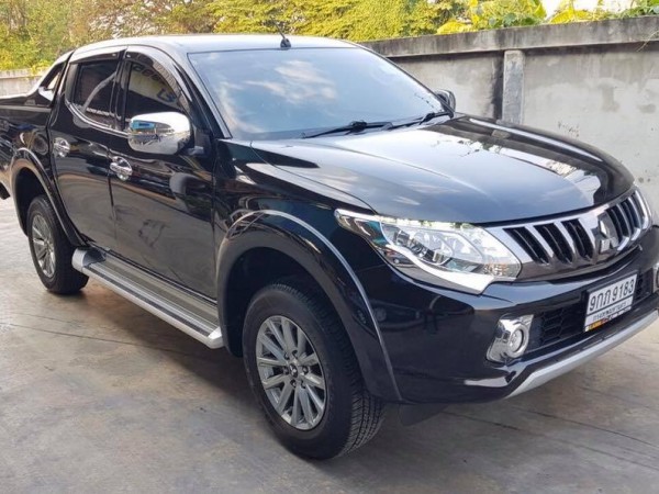 Mitsubishi Triton Double cab ปี 2014 สีดำ