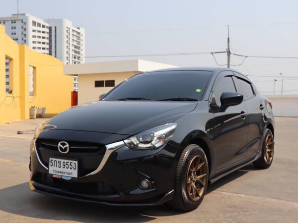 Mazda 2 ปี 2016 สีดำ