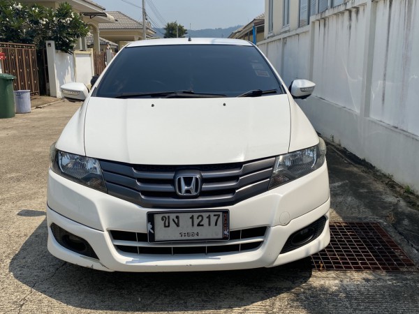 ขายรถบ้านมือเดียว Honda City ปี 2011 MT สีขาว