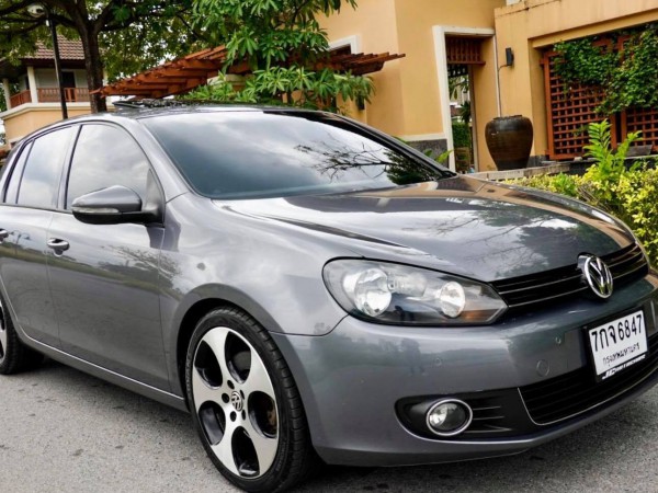 Volkswagen Golf MK6 ปี 2012 สีเทา