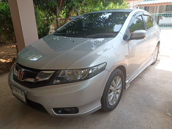 Honda City ปี 2013 สีเงิน