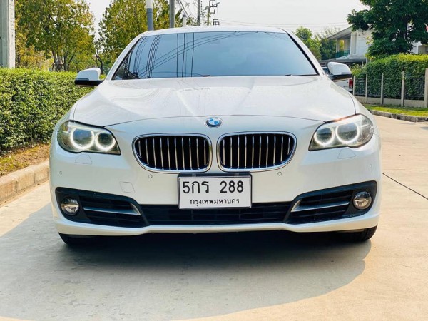 BMW 5 Series F10 520d à¸›à¸µ 2015 à¸ªà¸µà¸‚à¸²à¸§