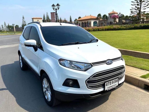 Ford EcoSport ปี 2015 สีขาว