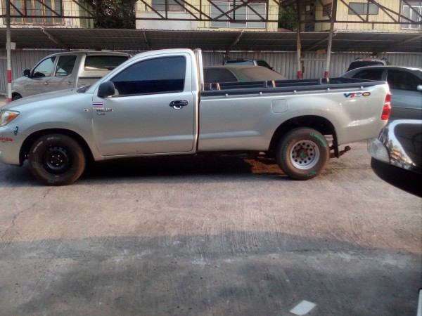 Toyota Hilux Vigo ตอนเดียว ปี 2006 สีเทา