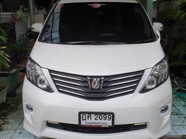 Toyota Alphard ปี 2010 สีขาว