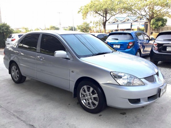 Mitsubishi Lancer Cedia ปี 2006 สีเงิน