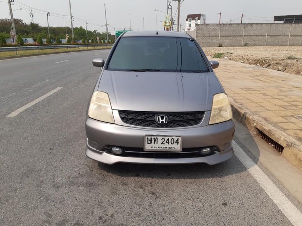 Honda Stream 2.0 สีเทา