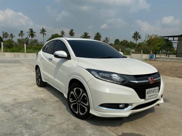 Honda HR-V ปี 2015 สีขาว