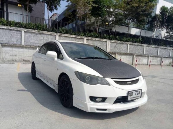 Honda Civic FD ปี 2011 สีขาว