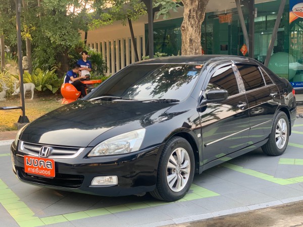 Honda Accord Gen 7 (ปลาวาฬ) ปี 2004 สีดำ