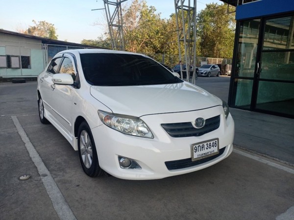 Toyota Corolla Altis ปี 2011 สีขาว