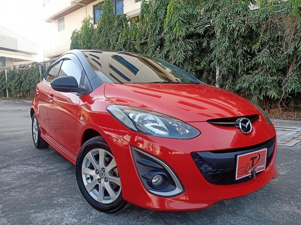 Mazda 2 Sports (5 ประตู) ปี 2010 สีแดง