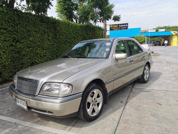 Mercedes-Benz C-Class W202 C220 ปี 1996 สีทอง