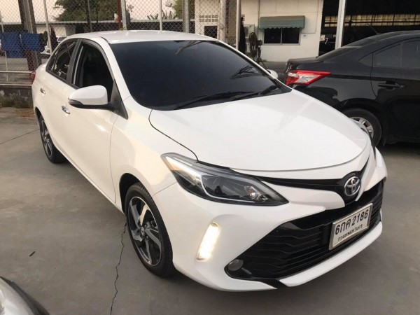 Toyota Vios ไมเนอร์เชนจ์ ปี 2017 สีขาว