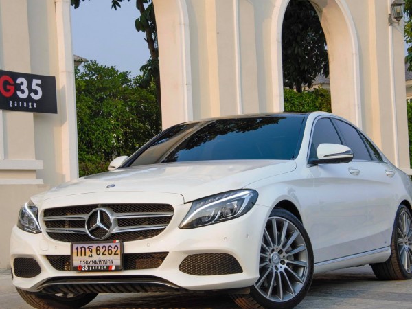 Mercedes-Benz C-Class W205 C350 ปี 2016 สีขาว