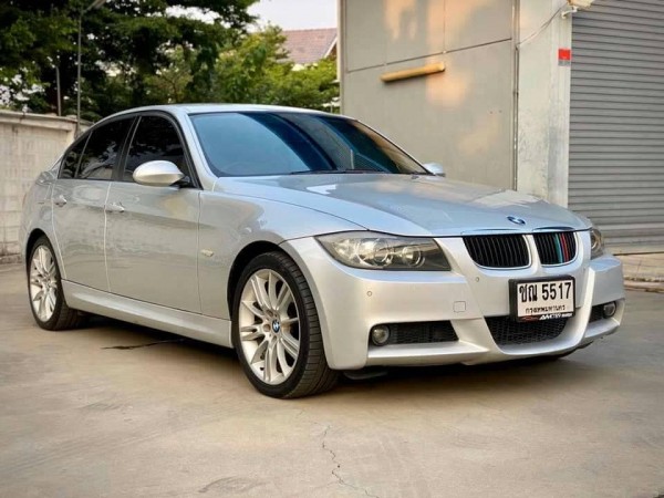 BMW 3 Series E90 320i ปี 2007 สีเงิน