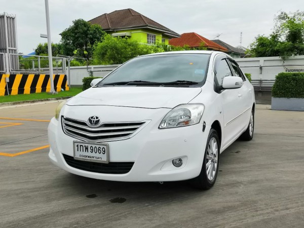 Toyota Vios ปี 2011 สีขาว