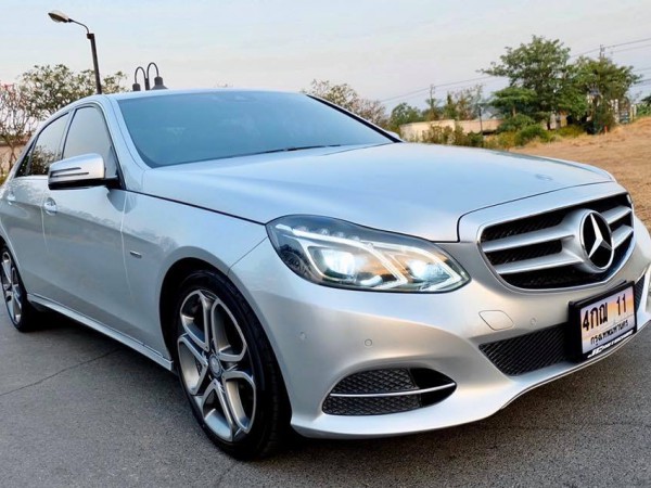 Mercedes-Benz E-Class W212 E200 ปี 2016 สีเงิน