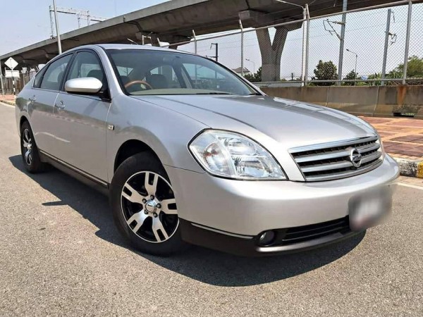 Nissan Teana J31 ปี 2006 สีเงิน