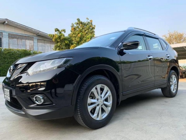 Nissan X-trail ปี 2015 สีดำ