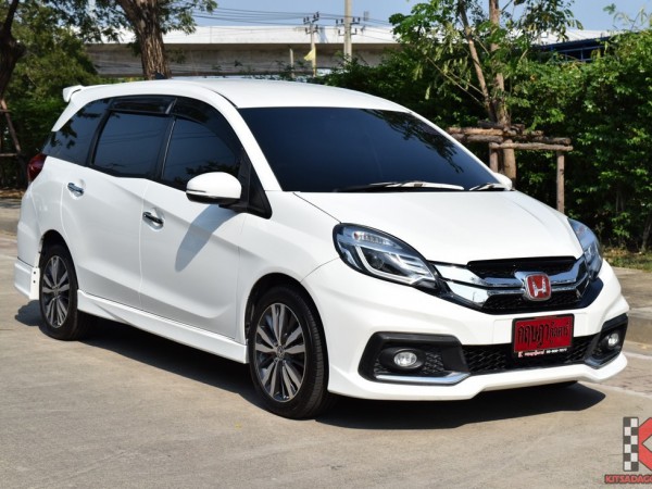 Honda Mobilio ปี 2014 สีขาว