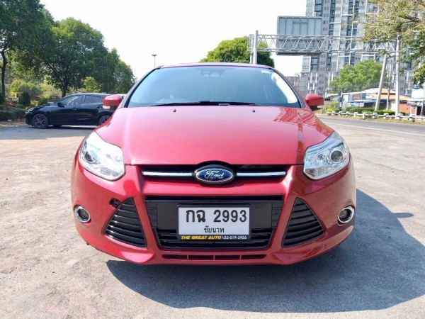 Ford Focus ปี 2013 สีแดง