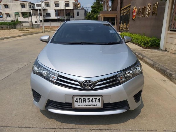 Toyota Corolla Altis ปี 2015 สีเงิน