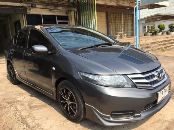 Honda City ปี 2013 สีเทา